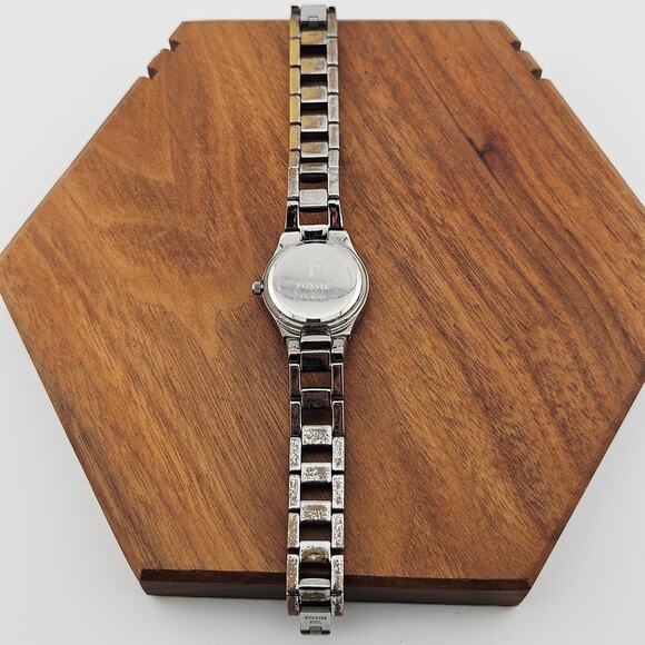 Fossil Silver Tone Purple Dial Watch Open Link Y2K Style Bracelet Band ES-9200 - Picture 5 of 9